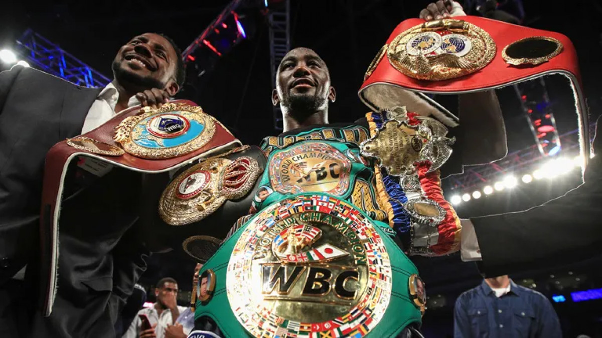 Глава WBC не согласен с решением IBF лишить Кроуфорда пояса: «Как фанат бокса, я испытываю отвращение»