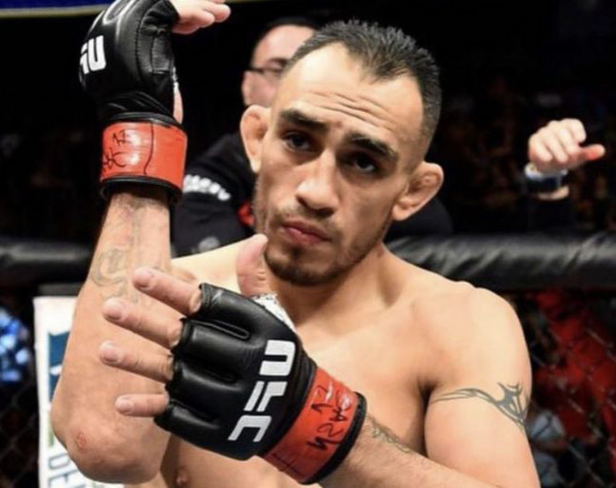 Дана Уайт хочет, чтобы Тони Фергюсон завершил карьеру после седьмого поражения подряд на UFC 296