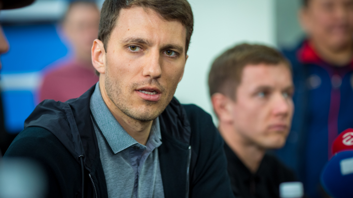 Представитель Бивола: «Не думаю, что WBC станет препятствовать проведению поединка с Бетербиевым»