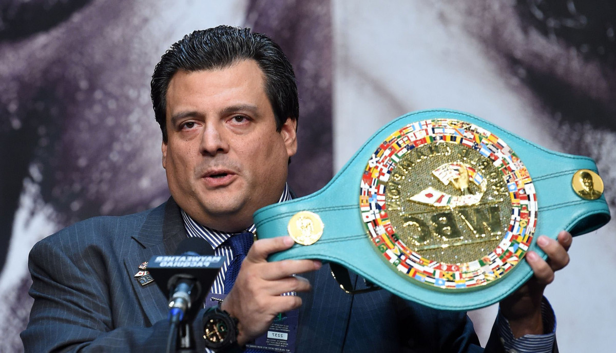Маурисио Сулейман отказывается говорить, санкционирует ли WBC бой Бивола и Бетербиева