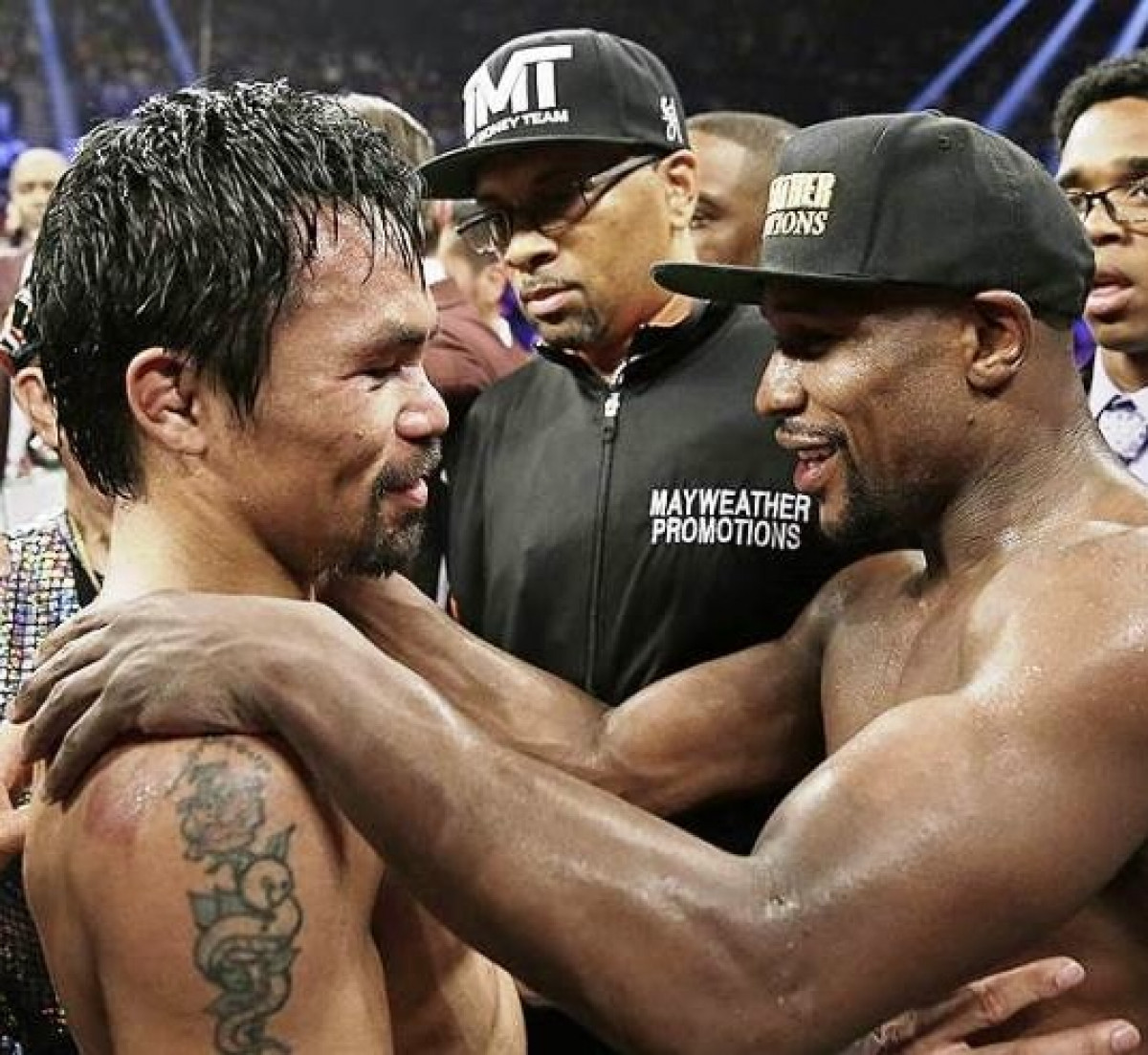 Мэнни Пакьяо подтвердил, что до сих пор проводит переговоры с Флойдом Мейвезером и с Василием Ломаченко