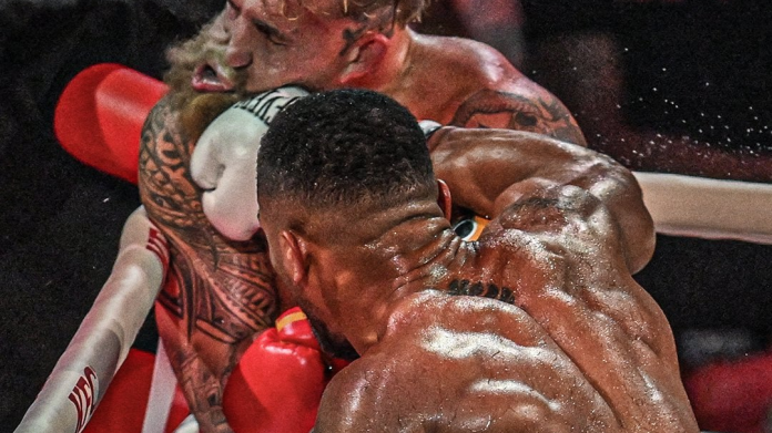 Джейк Пол рассказал, что мощь удара Джошуа его даже не удивила