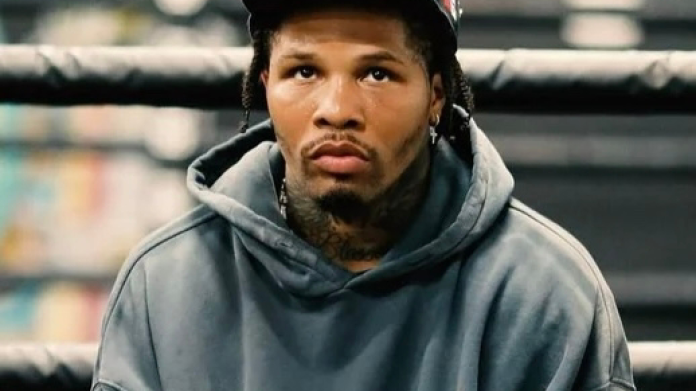 На Джервонту Дэвиса выдан ордер на арест