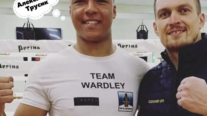 Менеджер Фабио Уордли считает, что Усик специально отказывается от боя