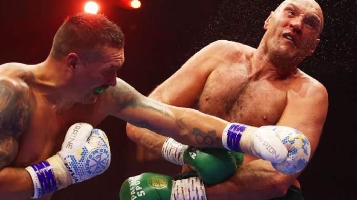 Александр Усик готов провести третий бой с Тайсоном Фьюри