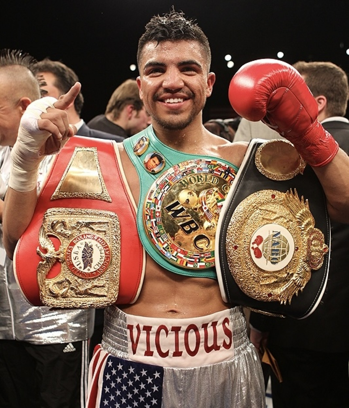 Экс-чемпион мира в полусреднем весе Виктор Ортис подписал контракт с промоушеном кулачных боёв BKB Bare Knuckle Boxing