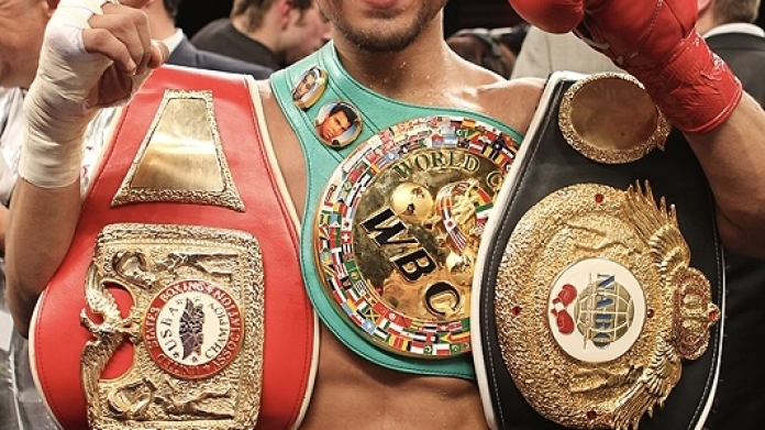 Экс-чемпион мира в полусреднем весе Виктор Ортис подписал контракт с промоушеном кулачных боёв BKB Bare Knuckle Boxing