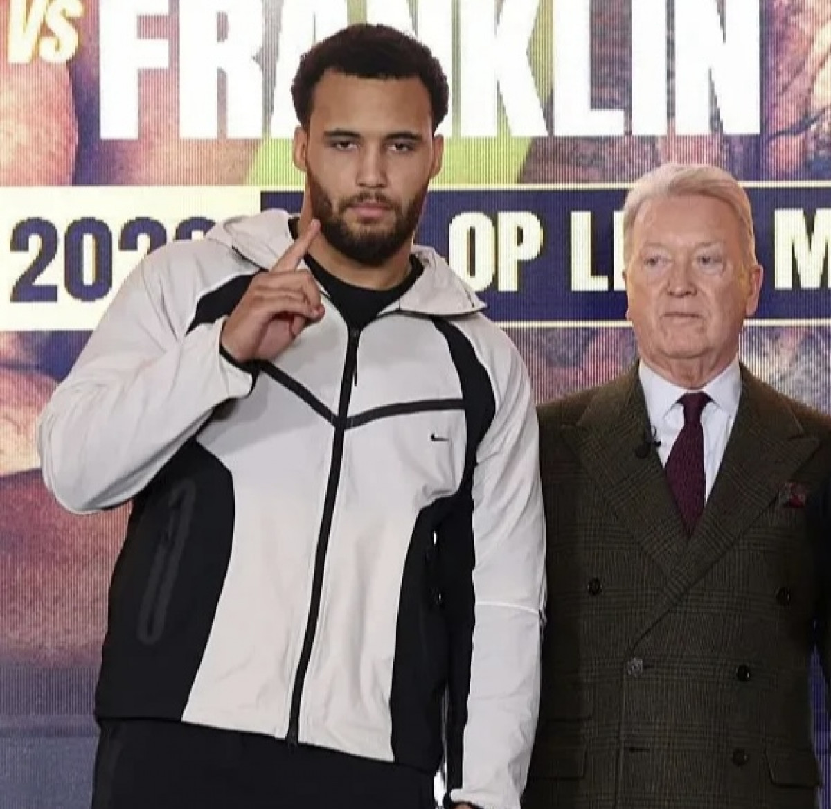 Фрэнк Уоррен поделился дальнейшими планами Мозеса Итаумы