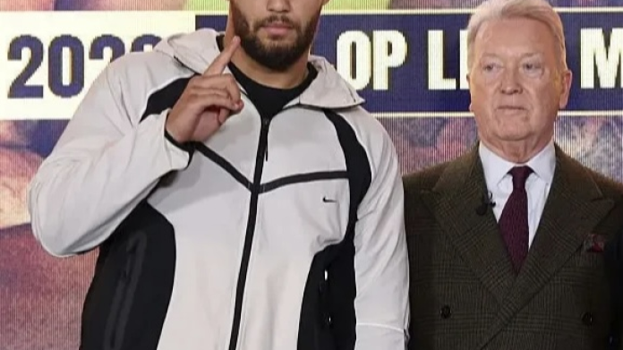 Фрэнк Уоррен поделился дальнейшими планами Мозеса Итаумы