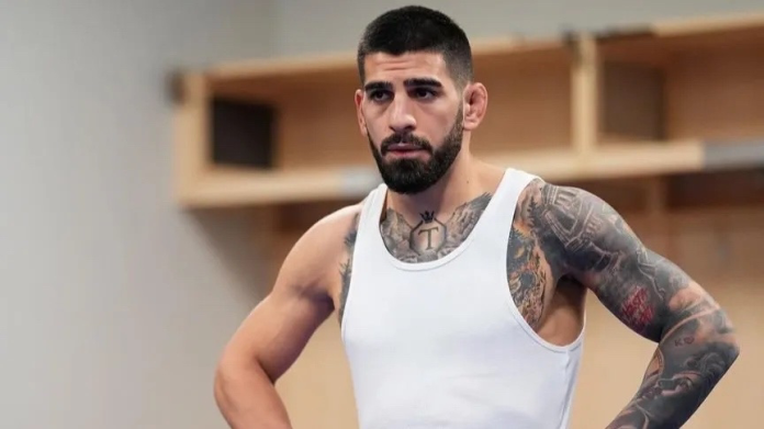 Чемпион UFC Илия Топурия поделился историей о том, как у него возникло желание прокачать мастерство в боксе